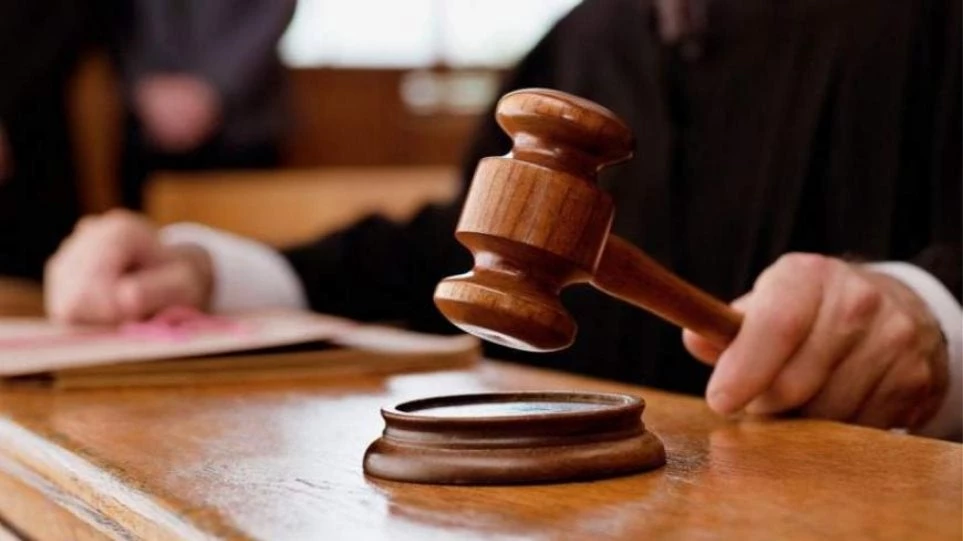 Ρόδος: Ελεύθερη η γιαγιά που κατηγορείται ότι αποπλάνησε το εγγόνι της